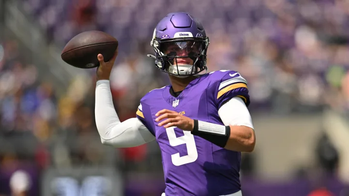 QB Vikings J.J. McCarthy Tampil Meyakinkan Di Latihan Bersama