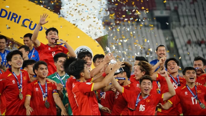 Timnas U23 Indonesia Gagal Juara: Vietnam Angkat Trofi