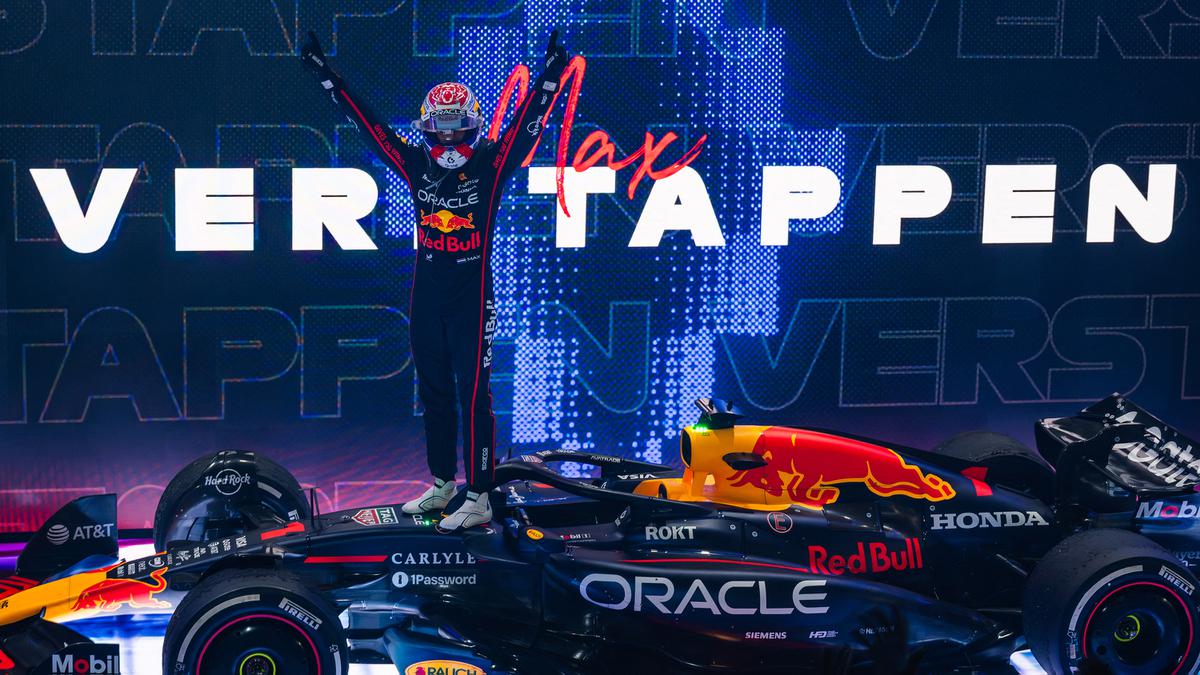 Verstappen Pole — Siap Perebutkan Gelar F1 Abu Dhabi 2025