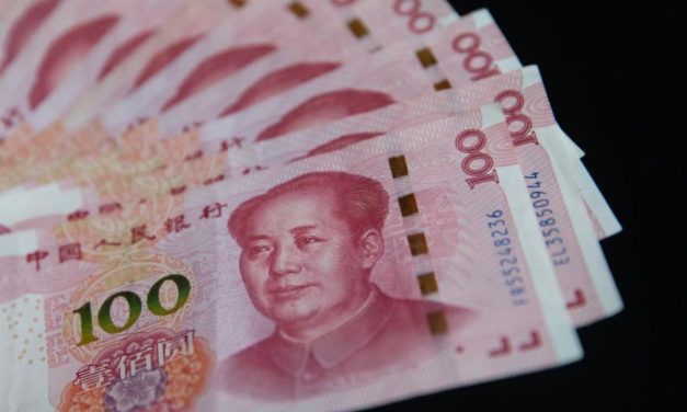 China Tahan Penguatan Yuan Lewat Acuan Harian