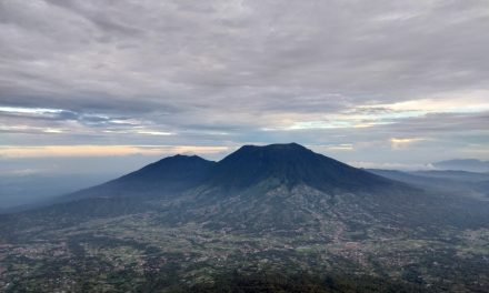 Gunung Singgalang, Keindahan Sunyi di Jantung Sumatera Barat
