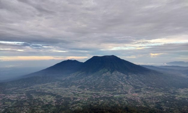 Gunung Singgalang, Keindahan Sunyi di Jantung Sumatera Barat