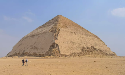 Piramida Giza, Usianya Kembali Di Persoalkan
