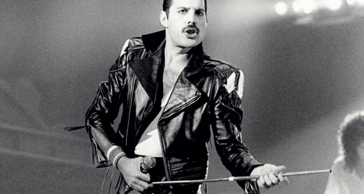 Freddie Mercury Penyanyi Paling Berpengaruh Dalam Sejarah