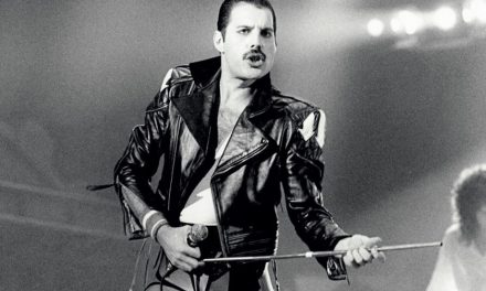 Freddie Mercury Penyanyi Paling Berpengaruh Dalam Sejarah