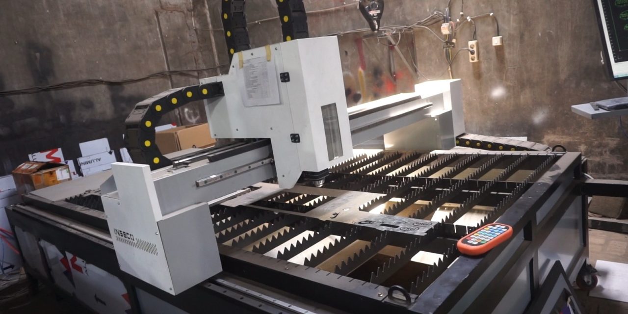 Mesin CNC Router Mengubah Cara Manufaktur Teknologi Modern