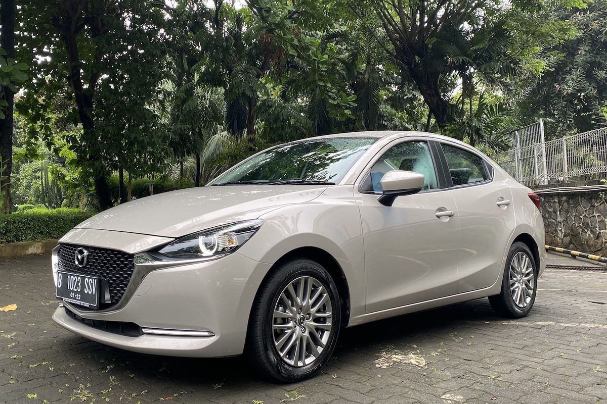 Mobil Mazda 2