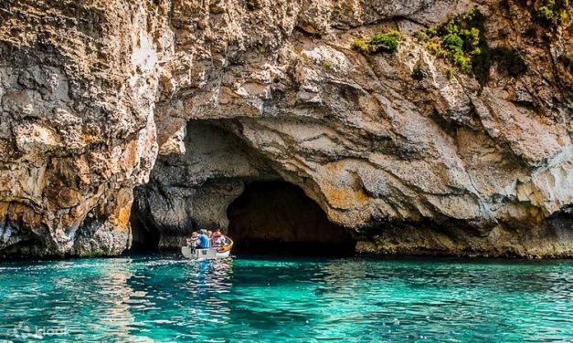 The Blue Grotto, Keajaiban Alam Yang Menakjubkan Di Italy